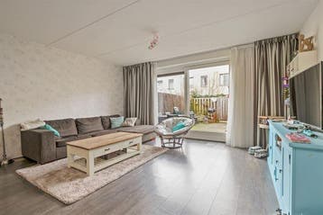 Te huur: Huis Bart van der Leckplantsoen in Amsterdam, Noord-Holland, Amsterdam