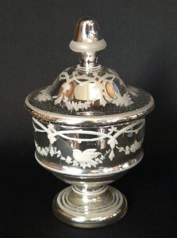 Kom op een voet - Dekseldoos ca. 1890 - Mercury glass -