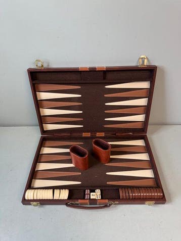 Bordspel - Luxe Vintage Backgammon Set: Tijdloze Elegantie