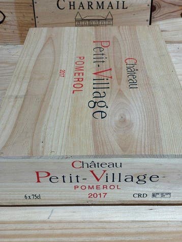 2017 Château Petit Village - Pomerol - 6 Flessen (0.75, Nieuw