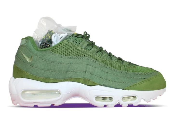 Nike Air Max 95 Stussy Olive • 42.5, Kleding | Heren, Schoenen, Sneakers of Gympen, Ophalen of Verzenden