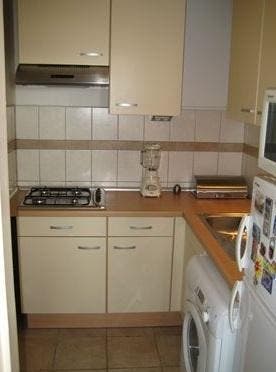 Te Huur Studio Zwart Janstraat In Rotterdam, Huizen en Kamers, 20 tot 35 m², Rotterdam