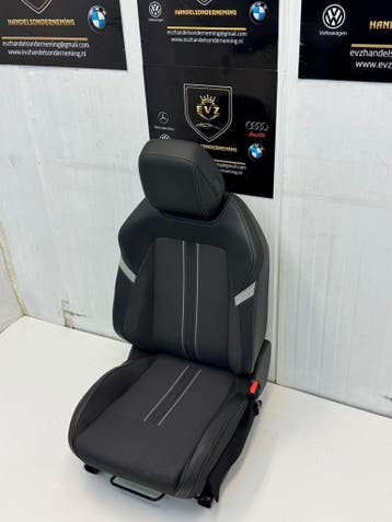 Opel Astra L. Sports Tourer bj.2024 bekleding stoel rechts, Auto-onderdelen, Interieur en Bekleding, Gebruikt, Opel