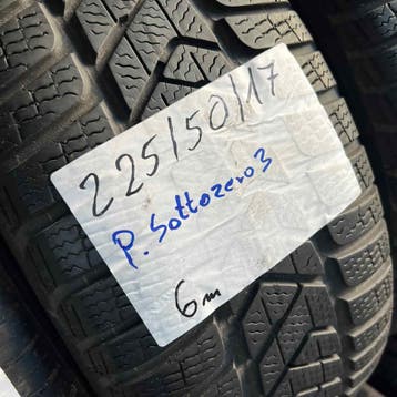 2 x Pirelli Sottozero 3 225-50-17 Winterbanden 6mm, Gebruikt, 17 inch, Band(en), Personenwagen