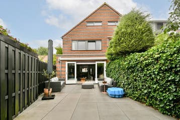 Te huur: Huis Zuidpolderstraat in Haarlem, Noord-Holland, Haarlem