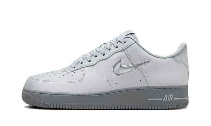 Nike Air Force 1 Low 07 Jewel Wolf Grey, Kleding | Heren, Schoenen