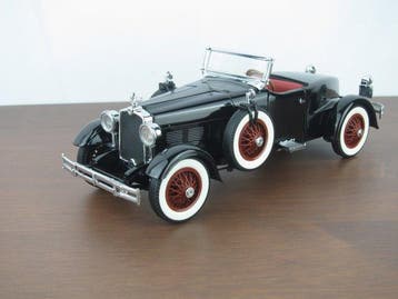 Danbury Mint 1:24 - Model coupé - Stutz Black Hawk (1927), Nieuw