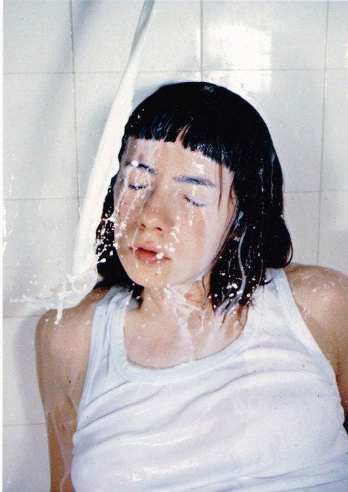 Maria Baranova (1979) - Liquids Milk, Antiek en Kunst, Kunst | Designobjecten