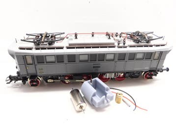 micromotor HTR010G ombouwset Trix E75, BR 175, Hobby en Vrije tijd, Modeltreinen | H0, Overige merken, Gelijkstroom, Verzenden