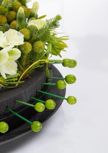 Oasis® eychenne® all black™ krans 35 cm per stuk zwart, Ophalen of Verzenden, Nieuw