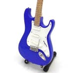 Miniatuur replica Fender gitaar - Mark Knopfler Dire Straits, Ophalen of Verzenden, Nieuw, Pop, Beeldje of Miniatuur