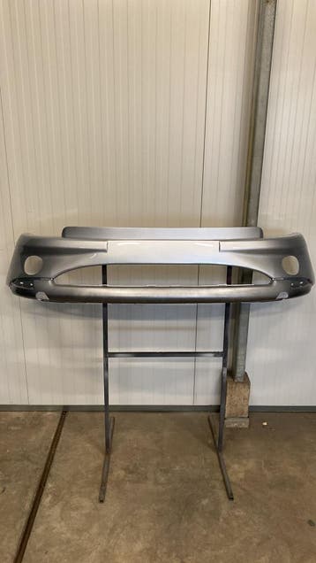 Voorbumper Peugeot 206 (2A/C/H/J/S)GRIS ALUMINIUM (EZR), Voor, Nieuw, Ophalen of Verzenden, Bumper