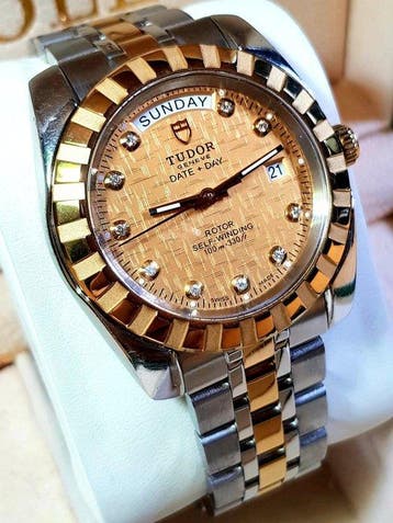 Tudor - Classic Geneva Date+Day - GOLD DIAMOND LINEN DIAL -