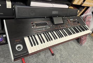Korg PA4X 76 als nieuw compleet met speakers en accessoires, Muziek en Instrumenten, Ophalen of Verzenden, Zo goed als nieuw, 76 toetsen