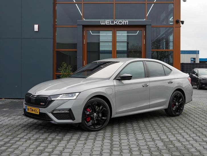 Zakelijke Lease |  Škoda Octavia 1.4 TSI RS iV Bns | Led | C, Auto's, Skoda, Dealer onderhouden, Lease, Automaat, Hatchback, Financial lease