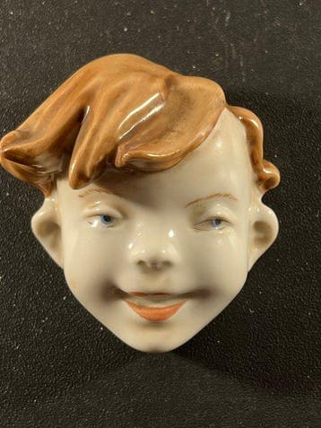 Metzler & Orloff - Beeldje - Art Deco wall mask - Porselein, Antiek en Kunst