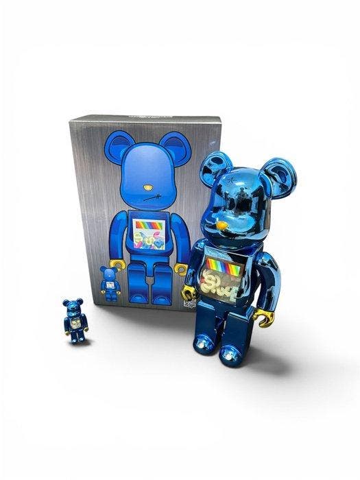 Be@rbrick 400% & 100% J.S.B. Version 3 Metallic Blue, Antiek en Kunst, Kunst | Designobjecten