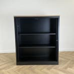 roldeurkast vv 2 legborden en sleutel (hxbxd) 138x120x43 cm,, Ophalen of Verzenden, Gebruikt
