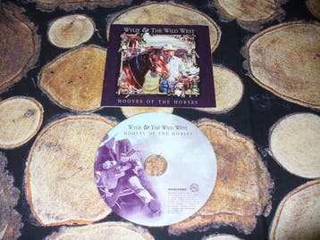 Wylie and The Wild West - Hooves Of The Horses, Ophalen of Verzenden, Gebruikt