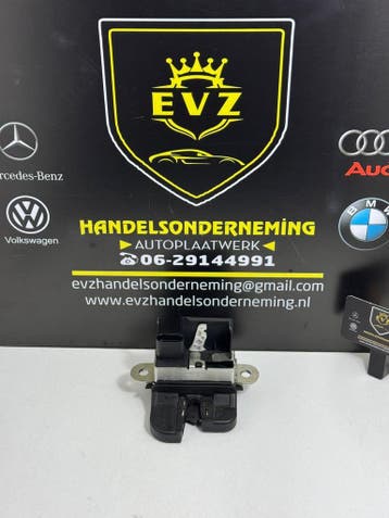 VW Polo V 6R bj.2011 Slotmechaniek achterklep 2009 tot 2014, Gebruikt, Achter, Volkswagen, Achterklep