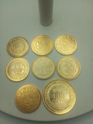 Koninkrijk Spanje. Lote 8 monedas bañadas en oro 24k