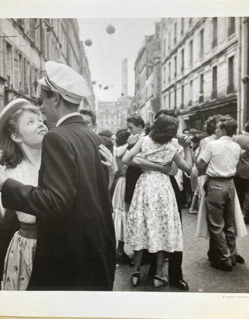 Robert Doisneau (1912–1994) - 2 works Le bal de la rue de, Antiek en Kunst