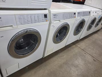 Miele wasmachine, Minder dan 85 cm, Ophalen of Verzenden, Zo goed als nieuw, Voorlader