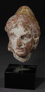 Oud-Grieks, Hellenistisch Terracotta Tanagra - Vrouwelijk