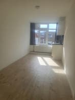 Kamer te huur aan Hoofdstraat in Emmen - Drenthe, 50 m² of meer