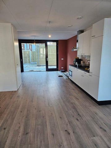 Te huur: Appartement Nestorstraat in Almere, Huizen en Kamers, Almere, Flevoland, Appartement