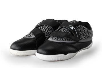 Evolv Sneakers Jongens in maat 29 Zwart, Jongen of Meisje, Schoenen, Zo goed als nieuw, Verzenden