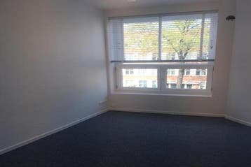 Appartement Hoofdweg in Amsterdam, Via bemiddelaar, Appartement, Amsterdam, Amsterdam