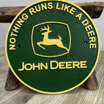 Wall sign - John Deere - Reclamebord - Gietijzer, Antiek en Kunst