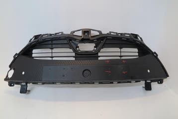 Toyota Yaris IV bumper grille 53101-K0050, Verzenden, Gebruikt