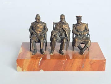 Brons sculptuur De Grote Drie van Jalta...