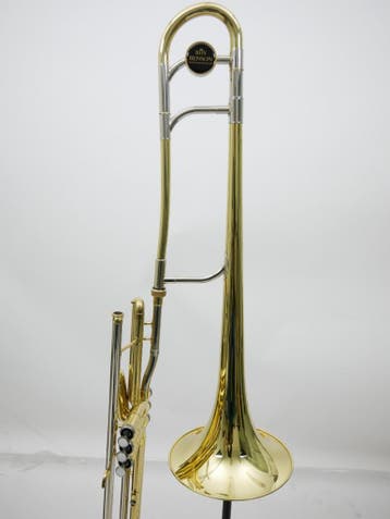 Gebruikte Ventieltrombone Roy Benson VT-227 als nieuw, Ophalen of Verzenden, Zo goed als nieuw, Tenor, Met koffer