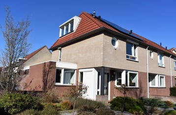 Huis te huur aan Donge in Veldhoven - Noord-Brabant, Huizen en Kamers, Tussenwoning, Noord-Brabant