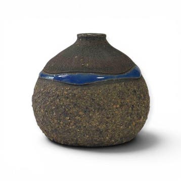 Ueyama Hideo – Kleine steengoed tsubo met Senkoku-gravering