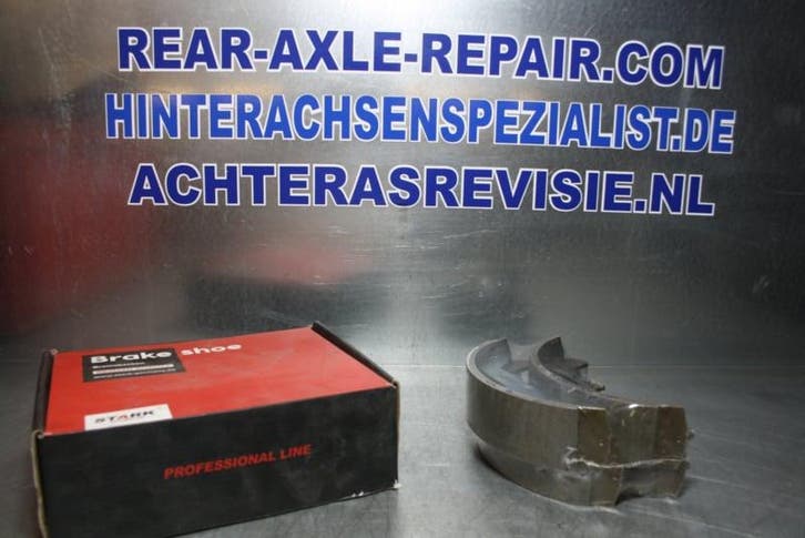 Remschoenen set Opel / Vauxhall / Bedford (Achteras), Auto-onderdelen, Remmen en Aandrijving, Nieuw, Opel, Verzenden
