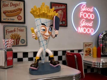 Beeld, Belgium paper cone for fries - 44 cm - polyresin