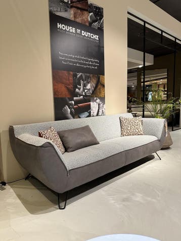 3 zitsbank Dutchz 1302 **SHOWROOMMODEL**, Nieuw