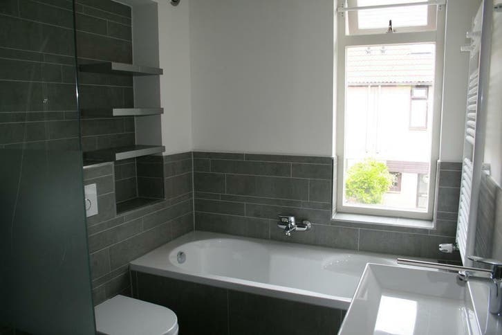 Badkamer en toilet verbouwen, Diensten en Vakmensen, Klussers en Klusbedrijven