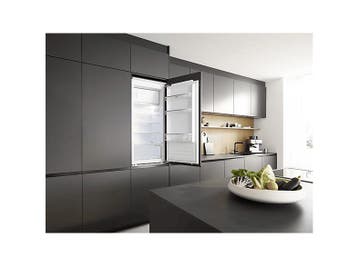 Koenic -  Kbk 1221 E Dod Inbouw Koel-vriescombinatie  - Wit, 150 tot 200 liter, Zonder vriesvak, 120 tot 140 cm, Verzenden