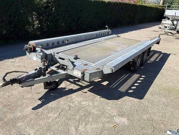 Veiling: Machinetransporter Saris, Overige kleuren, Overige brandstoffen, Aanhangers en Opleggers, BTW verrekenbaar