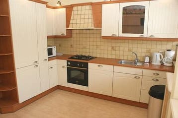 Te Huur 3 Kamer Appartement Hisveltplein In Arnhem, Huizen en Kamers, Huizen te huur, Gelderland, Direct bij eigenaar, Appartement