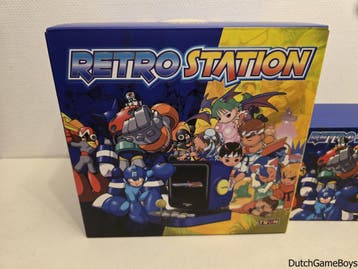 Tron - Retro Station (10 Games) + Fightstick, Verzenden, Gebruikt
