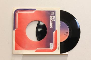 vinyl single 7 inch - Petula Clark - This Is My Song, Verzenden, Zo goed als nieuw, 7 inch, Pop