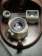 Leitz Summilux Steel Rim 35mm f/1.4 V1 avec