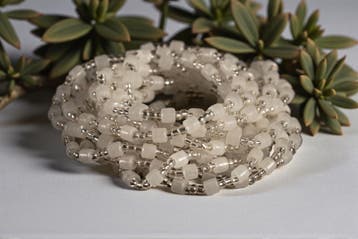Waist Beads / Afrikaanse Heupketting - NOSA- Wit Glow (elast, Sieraden, Tassen en Uiterlijk, Kettingen, Ophalen of Verzenden, Nieuw
