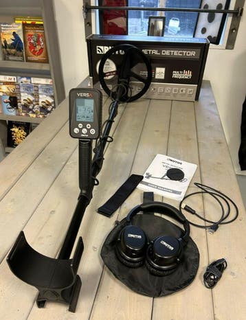 Occasion Rutus Versa  incl.bluetooth hoofdtelefoon, Overige merken, Meer dan 30 cm, Ophalen of Verzenden, Zo goed als nieuw